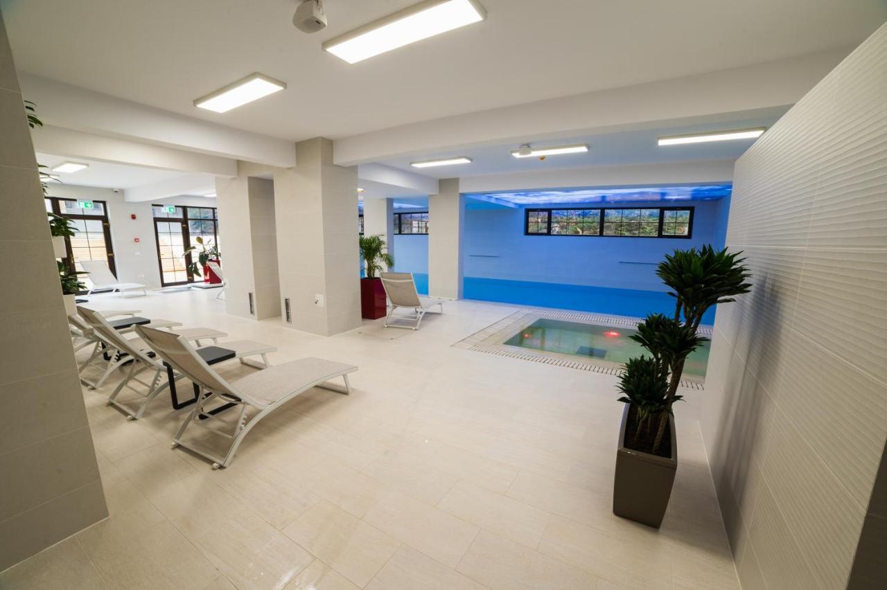 Piatra Pinului Ski & Spa 구라후모룰루이 외부 사진