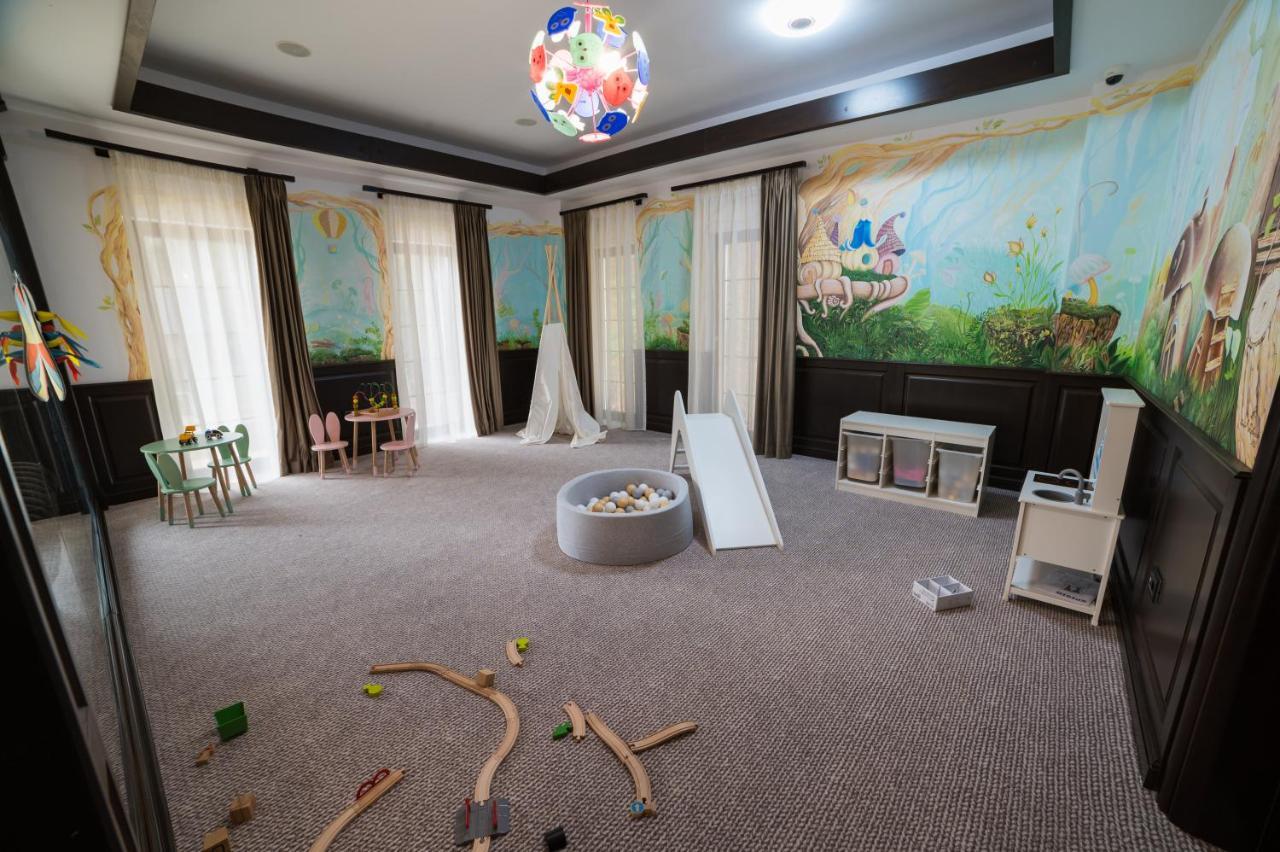 Piatra Pinului Ski & Spa 구라후모룰루이 외부 사진