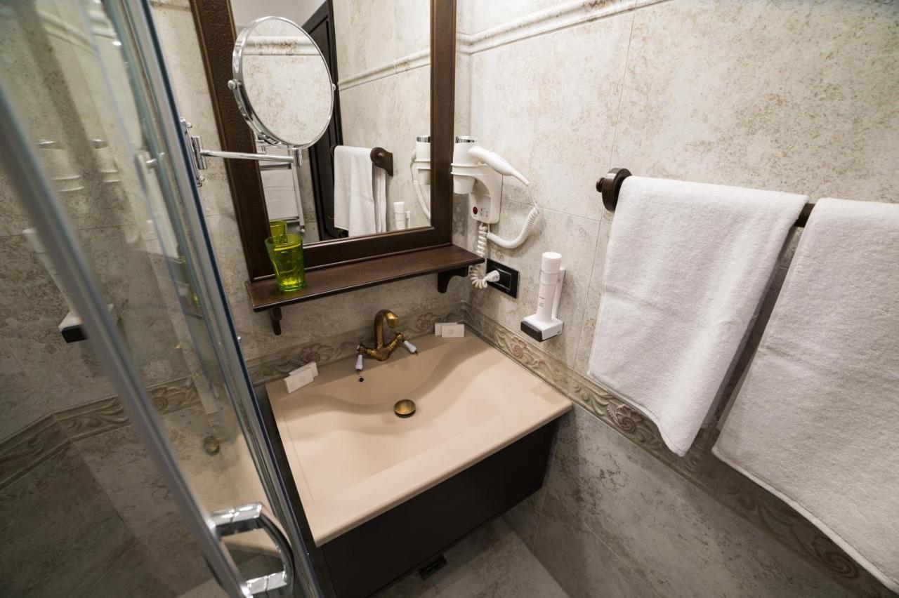 Piatra Pinului Ski & Spa 구라후모룰루이 외부 사진