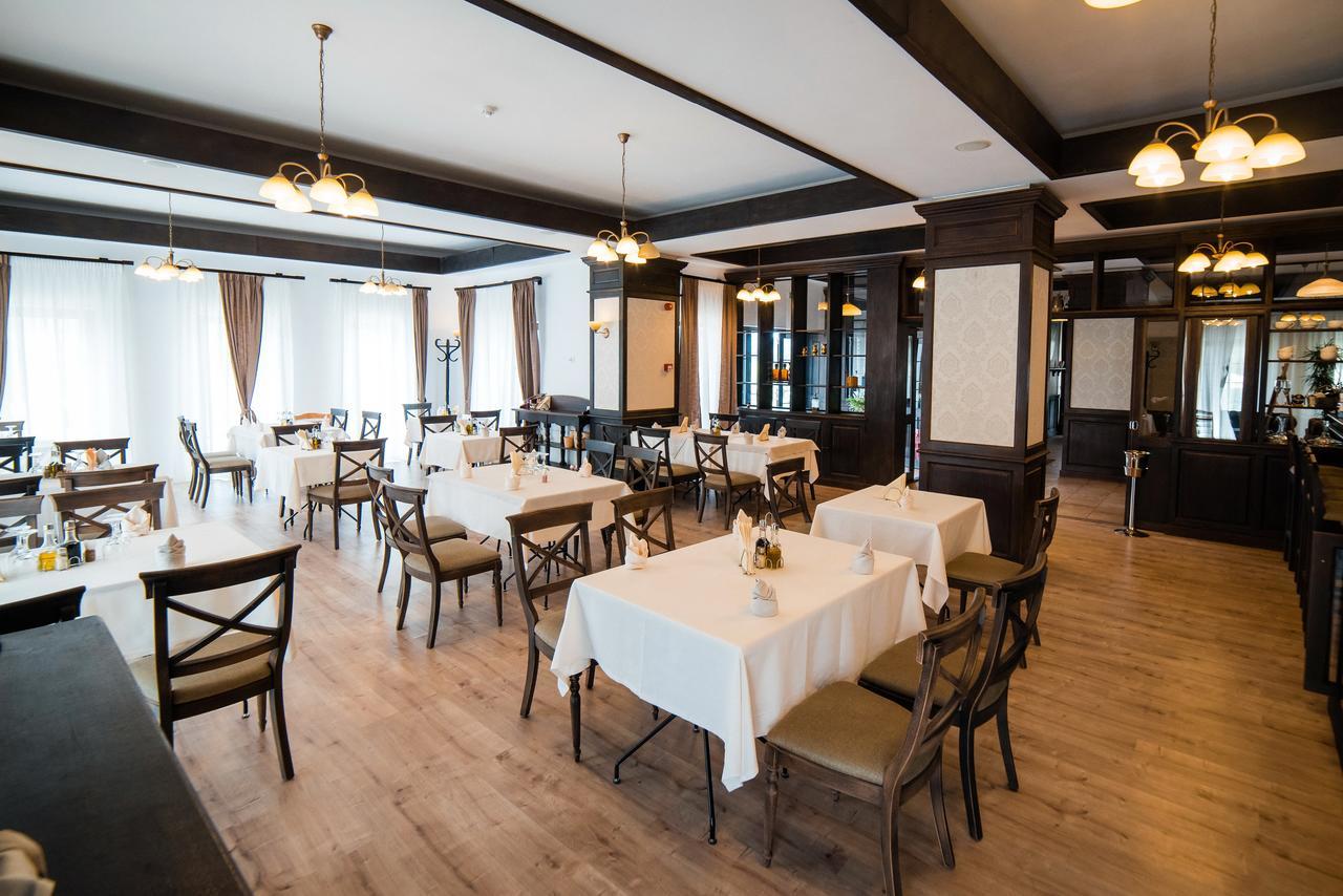 Piatra Pinului Ski & Spa 구라후모룰루이 외부 사진